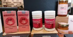 Di balik kemasan botani dan formula ilmiah, ada semangat kampanye yang tengah digerakkan Nabawi Health, yakni mengajak perempuan Indonesia kembali akrab dengan kekayaan alamnya. (Sumber: Ayobandung.id | Foto: Eneng Reni Nuraisyah Jamil)