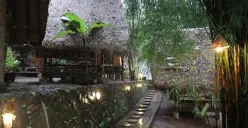 Latar belakang Kebon Awi berakar pada keresahan Pria Eka, sang pendiri, yang tumbuh di keluarga pencinta budaya Sunda. (Sumber: Kebon Awi)