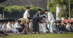 Gubernur Jawa Bara, Dedi Mulyadi. (Sumber: Ayobandung.id | Foto: Kavin Faza)