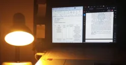 Ilustrasi mengerjakan tugas di waktu malam hari (Sumber: Pribadi | Foto: Muhamad Alan Azizal)