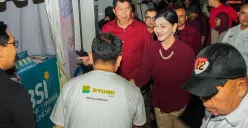 Bulan Inklusi Keuangan (BIK) 2025 menjadi ruang interaktif masyarakat dengan lembaga keuangan, dalam membuka wawasan, membangun kepercayaan, dan melindungi hak konsumen. (Sumber: OJK)