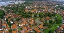 Potret kawasan Baleendah, Kabupaten Bandung, saat diterjang banjir musiman. (Sumber: Ayobandung)
