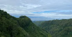 Viral di Sosmed tapi Tak Sesuai Ekspektasi? Fakta di Balik Pesona Tebing Keraton Bandung