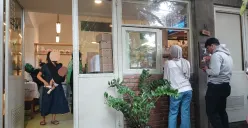 Kedai kecil itu menciptakan suasana hangat dari aroma Roti Macan pada hari Selasa (04/11/2025). (Sumber: Dokumentasi Penulis | Foto: Wafda Rindhiany)