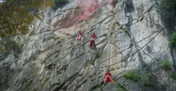 Salah satu tebing karst yang terus dijaga bersama adalah Tebing Citatah 125 karena di sinilah sejarah panjat tebing Indonesia bermula. (Sumber: Eiger)