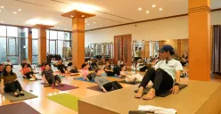 Peserta mengikuti sesi Pilates bersama instruktur Firmpoint pada Selasa, 4 November 2025, di Studio Firmpoint, Setra Duta Raya 1 No. 10A, Ciwaruga, Kecamatan Parongpong, Kabupaten Bandung Barat, Jawa Barat,  (Foto: Istimewa)