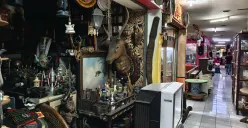 Pasar Antik Cikapundung: Kapsul Waktu di Jantung Kota Bandung