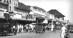 Jalan Raya Pos di Bandung tahun 1938 (Sumber: KITLV)