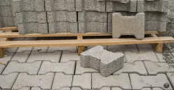 Ilustrasi Paving Block (Sumber: Freepik)