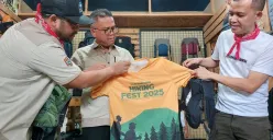 Digagas oleh Mahameru, Inisiatif seperti Hiking Fest 2025 menjadi ilustrasi bagaimana kegiatan wisata bisa dirancang untuk membawa dampak positif. (Sumber: Ayobandung.id | Foto: Eneng Reni Nuraisyah Jamil)