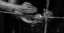 Ilustrasi tradisi budaya. (Sumber: Pexels/Arjun Adinata)