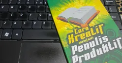 Buku karya Dwi Suwiknyo "Cara Kreatif Menjadi Penulis Produktif". (Sumber: Dokumentasi Penulis)