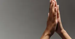 Di Indonesia pun ada bentuk religiusitas tanpa agama. (Sumber: Pexels/ROCKETMANN TEAM)