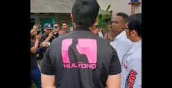 Kaos yang Digunakan Kaesang Saat Blusukan (Sumber: Instagram | Uncorrupted.store)