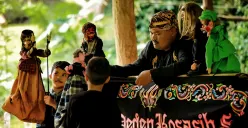 Pertunjukan Wayang Golek sebagai Budaya Sunda (Sumber: Pexels)