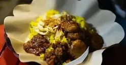 Nasi Kuning Pungkur (Foto: GMAPS)