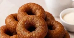 Kue Ali atau Ali Agrem merupakan cemilan tradisional Jawa Barat. (Foto: Pixabay)