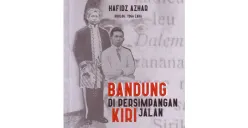 Buku Bandung di Persimpangan Kiri Jalan karya Hafidz Azhar. (Sumber: Istimewa)