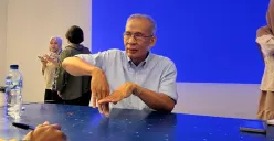 Titi Bachtiar, anggota Masyarakat Geografi Nasional Indonesia dan anggota Kelompok Riset Cekungan Bandung (KRCB). (Sumber: ayobandung.id | Foto: Ilham Maulana)