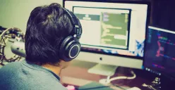 Keterampilan pemrograman memiliki tingkat kesulitan yang lumayan tinggi untuk kebanyakan orang, sehingga terkadang dipertanyakan apakah mutunya melebihi kesulitannya? (Sumber: Pexels | Foto: hitesh choudhary)