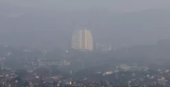 Ilustrasi cuaca dingin Bandung. (Sumber: Ayobandung | Foto: Irfan al Faritsi)