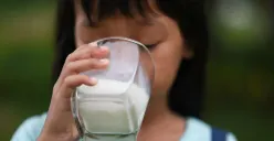 Ilustrasi kekurangan vitamin D masih menjadi masalah nutrisi yang cukup umum pada anak dan remaja, termasuk di Bandung. (Sumber: Freepik)