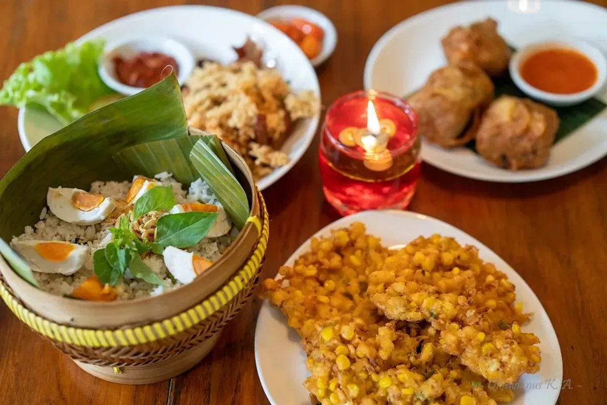 Ilustrasi -- Nasi Liwet Sunda (Foto: Pixabay)