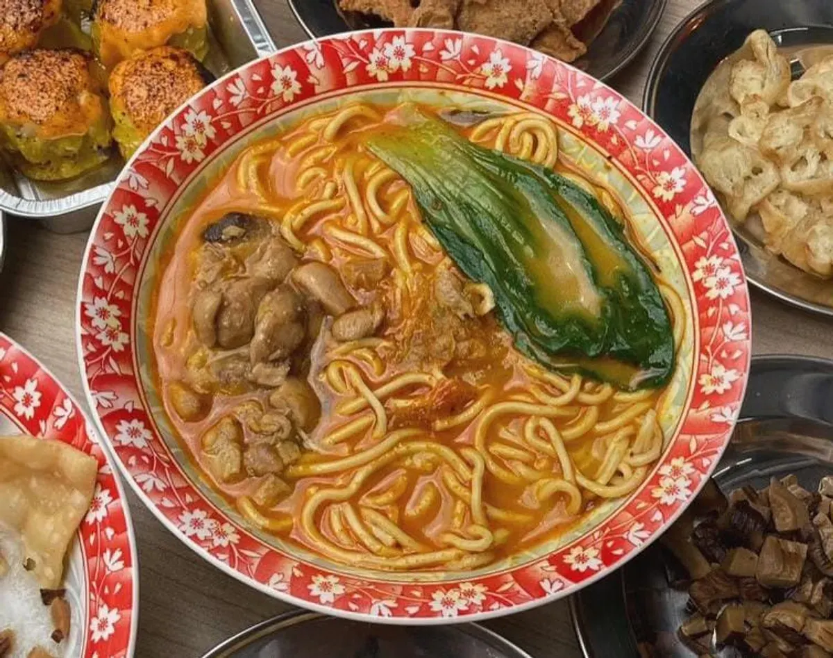 Bukan sekadar destinasi rasa di tengah geliat kuliner tematik, Mie Merapi mampu membangun narasi kuliner yang berakar pada kekayaan rasa Nusantara. (Sumber: instagram.com/miemerapi)