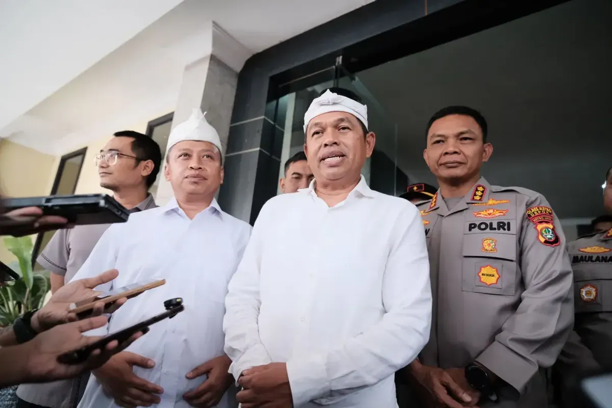 Gubernur Jawa Barat Dedi Mulyadi mengatakan dirinya bahagia digugat Forum Kepala Sekolah SMA Swasta (FKSS) Jawa Barat. (Sumber: Diskominfo Depok)