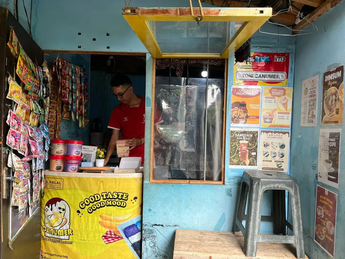 Outlet Canumer di rumah Toni Anggara. (Foto: Rizma Riyandi)