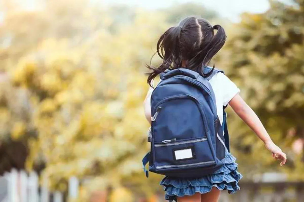 Ilustrasi Foto Tas Ransel Anak. (Foto: Pixabay)