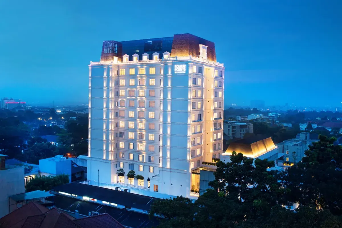 Momentum libur Natal dan Tahun Baru tetap menjadi peluang emas bagi hotel-hotel untuk meningkatkan hunian kamar sekaligus memperkuat citra mereka sebagai destinasi liburan. (Sumber: Four Points by Sheraton Bandung)