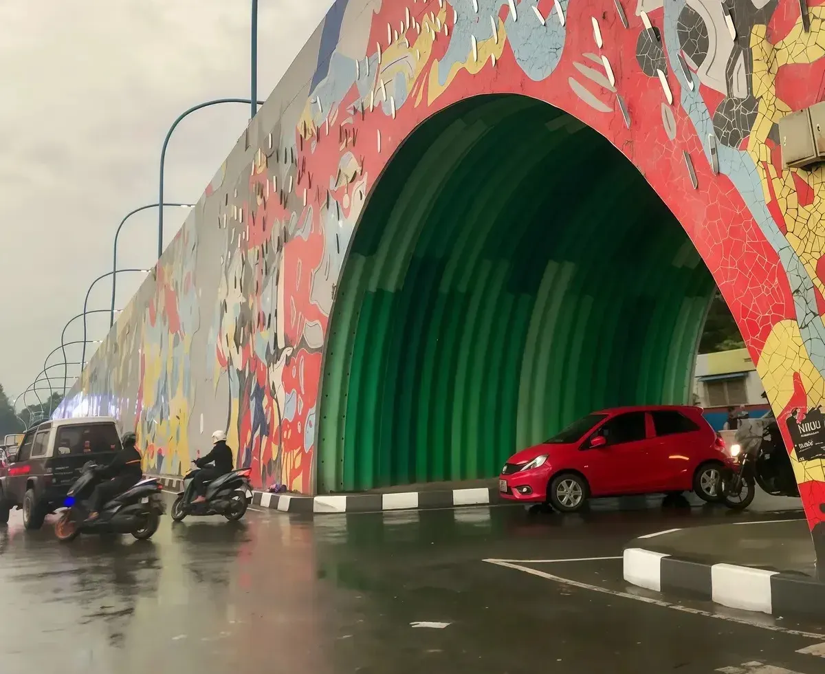 Bandung bukan hanya kota dengan udara sejuk tapi juga ruang hidup yang terus berdenyut dengan semangat pluralisme dan kreativitas. (Sumber: Dokumentasi Penulis | Foto: Titania Zalsyabila Hidayatullah)