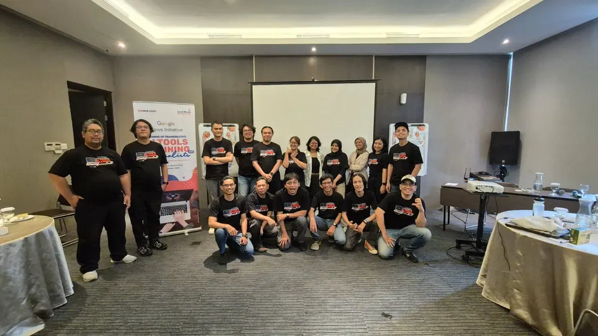 Training of Trainers (ToT) "AI for Journalists".
di Hotel Mercure Cikini, Jakarta.