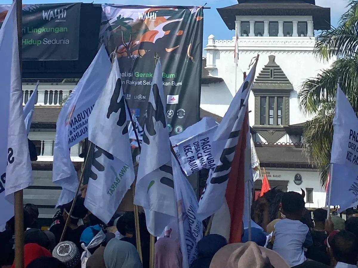 Sistem pengelolaan limbah di Bandung yang Berantakan, saran saya sebagai warga Bandung untuk M. Farhan prioritaskan langkah inovatif sungguhan.