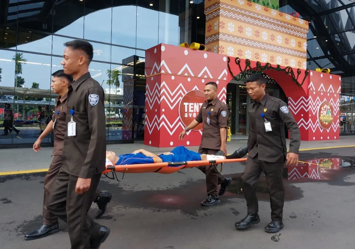 Lonjakan pengunjung di akhir tahun membuat mall menjadi ruang publik yang paling rentan, baik terhadap kebakaran, kepadatan, maupun risiko teknis lainnya. (Sumber: Ayobandung.id | Foto: Eneng Reni Nuraisyah Jamil)