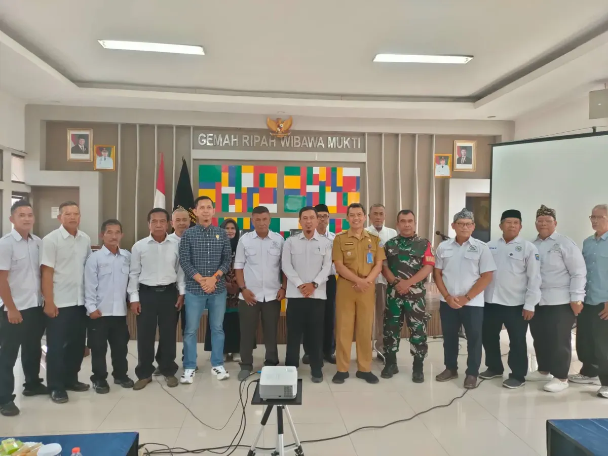 Pelantikan Forum RT RW Periode (2025-2027) Kecamatan Panyileukan Kota Bandung (Sumber: Humas Kecamatan Panyileukan)