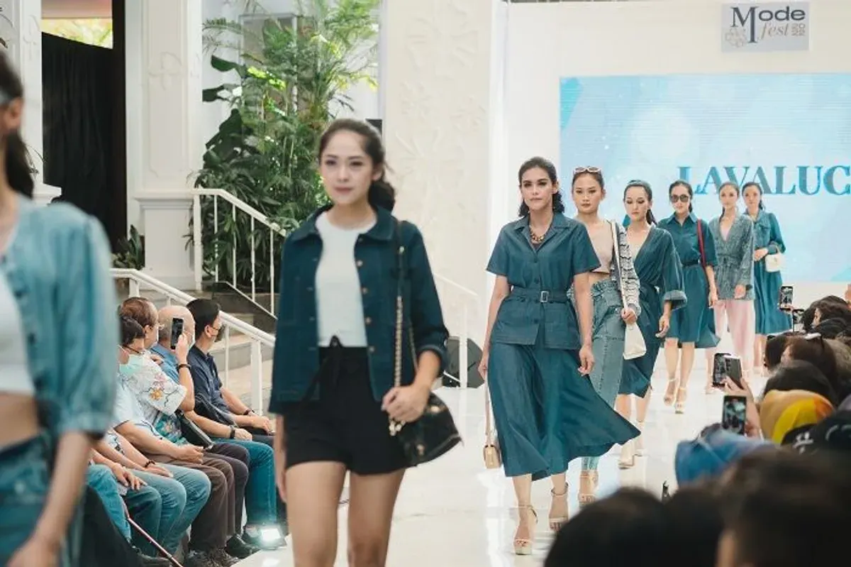 Lavaluc hadir bukan sekadar brand lokal, tapi sebuah pernyataan gaya yang memadukan kenyamanan, filosofi, dan cita rasa elegan bagi perempuan. (Sumber: Lavaluc)