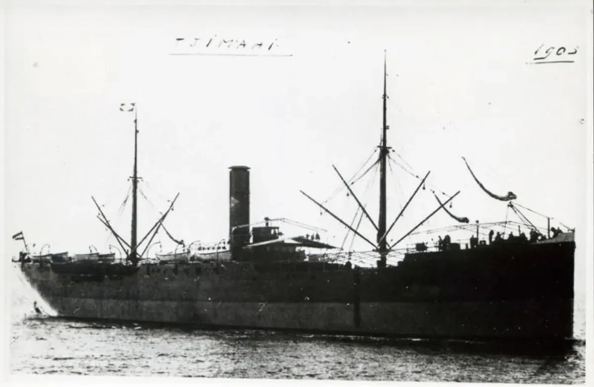 Kapal Tjimahi (Cimahi). (Sumber: Stichting Maritiem Historische Data)