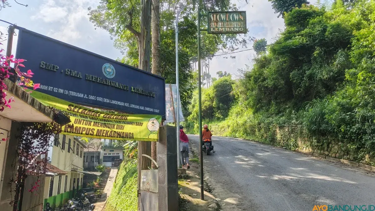 SMA Mekarwangi Lembang yang memiliki akreditasi A hanya menerima 10 calon siswa yang mendaftar pada 11 Juli 2025. (Sumber: ayobandung.id | Foto: Restu Nugraha)