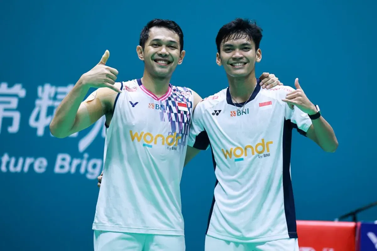 Muhammad Shohibul Fikri (kiri) dan Fajar Alfian. (Sumber: Dok. PBSI)