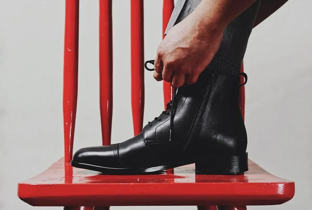 Sepatu kulit yang diproduksi oleh brand lokal, Prabu Indonesia. (Sumber: Prabu Indonesia)