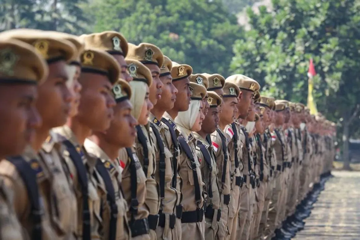 Praja Institut Pemerintahan Dalam Negeri (IPDN) Jatinangor, mengikuti Upacara Penutupan Praktik Lapangan I di Lapang Upakarti Soreang, Selasa (13/8/2019). (Sumber: Humas Pemkab Bandung)