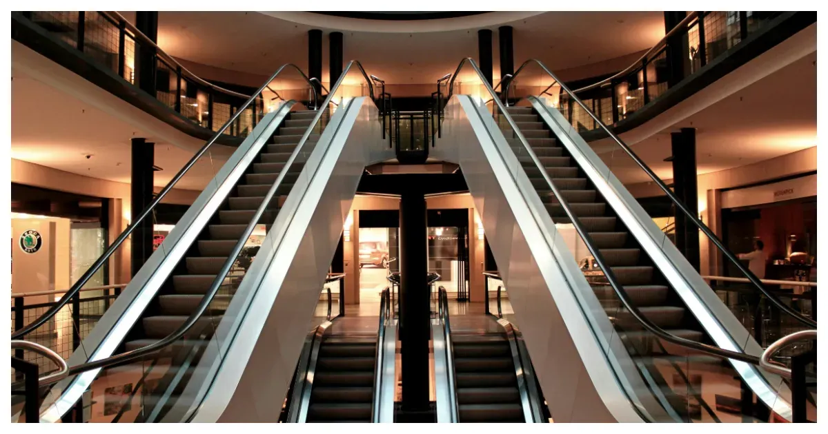 Bandung, kota yang dikenal sebagai Paris van Java, tak hanya memikat lewat pesona alam dan kulinernya, tetapi juga lewat denyut bisnis ritelnya yang dinamis. (Sumber: Pexels/Pixabay)