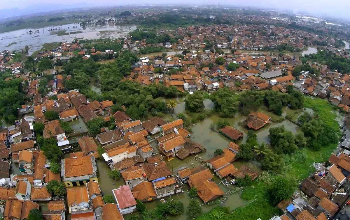 Potret kawasan Baleendah, Kabupaten Bandung, saat diterjang banjir musiman. (Sumber: Ayobandung)