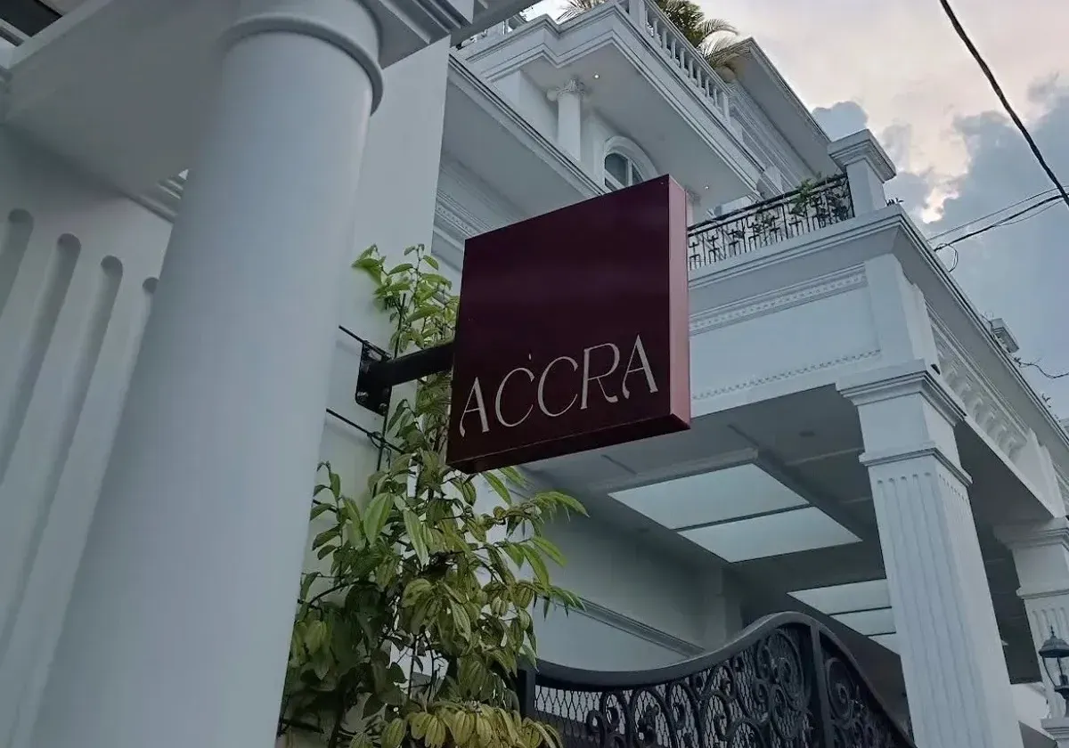 ACCRA di Kota Bandung siap memanjakan lidah lewat mochi cheesecake dan tiramisu legendarisnya. (Sumber: Dokumentasi Penulis)