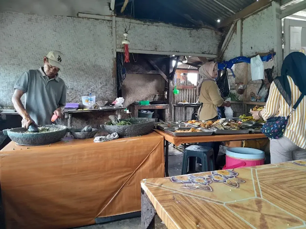 Sambel Hejo Beledag. (Sumber: Ulasan Google)