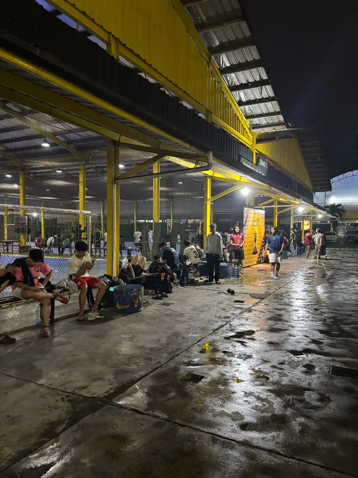 Lapangan Futsal Zone 73 Bandung. (Sumber: Dokumentasi pribadi | Foto: Muhammad Adil Rafsanjani)