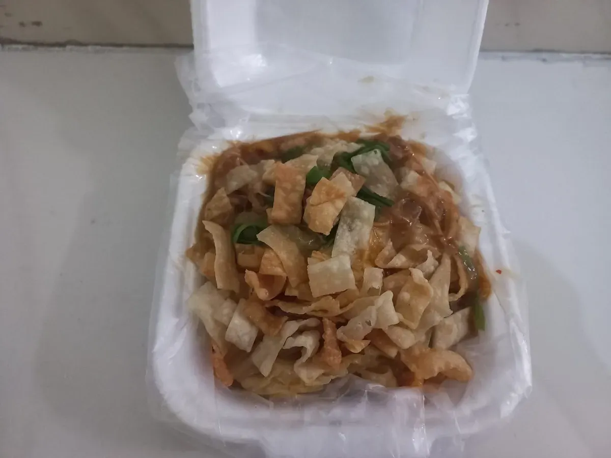 Pangsit Ayam Mang Elang (Foto: Azzam Kusuma M)