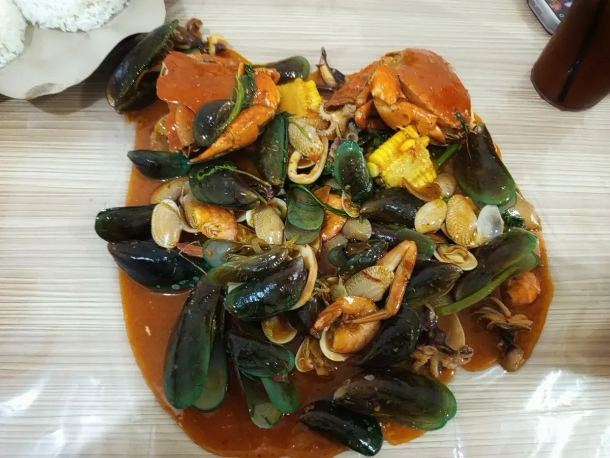 Seafood Saus Padang Lady Lada. (Foto: Nam Desti Fitriah)